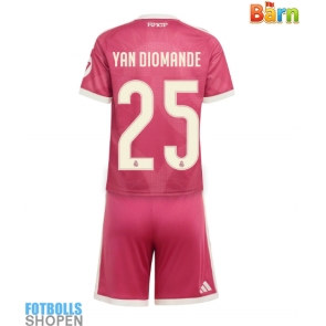 Billiga Real Madrid Yan Diomande #25 Tredjeställ Barn 2026-27 Kortärmad (+ Korta byxor)
